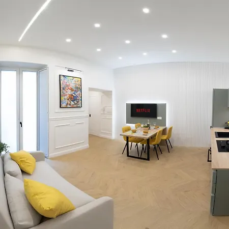 Extra Luxury Center Daire